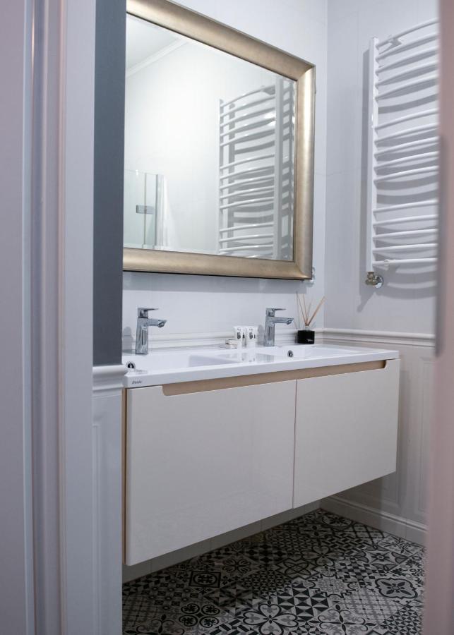 Ferienwohnung Klimatyczny Apartament Art Deco Chełm Exterior foto