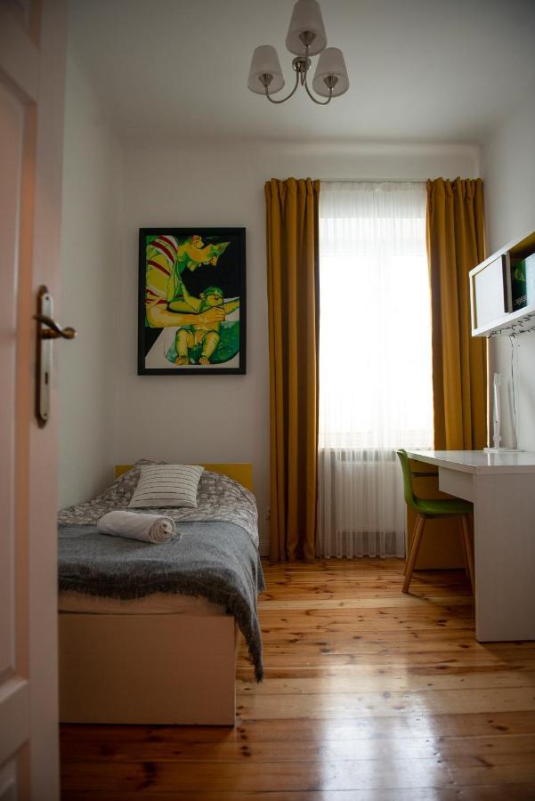 Ferienwohnung Klimatyczny Apartament Art Deco Chełm Exterior foto
